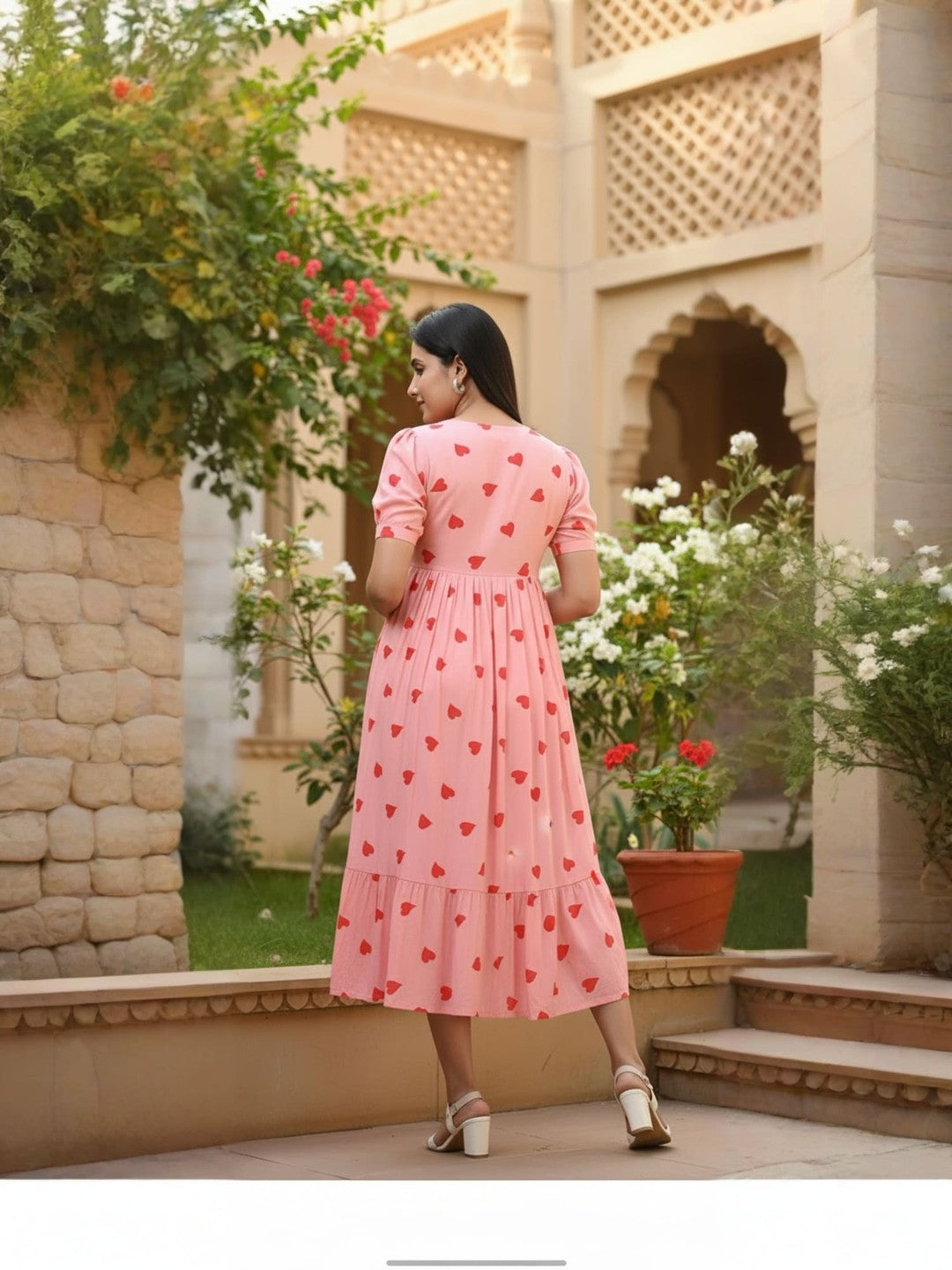 Pink Heart Print Maternity Dress – Soft Cotton Feeding & Pregnancy Wear for Women