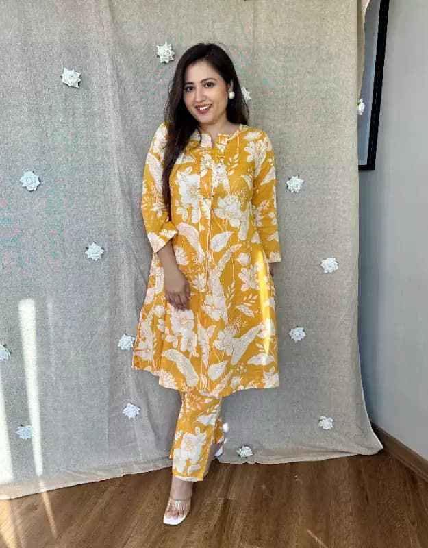 Trendy Floral Cotton Co-Ord Set – Travel & Office Wear with Mirror Work Detailing